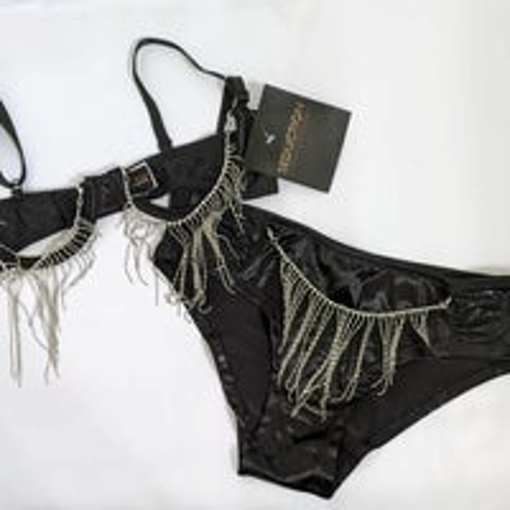 NEW Seduction by Fredericks of Hollywood Bra Panties set Sz small embellished